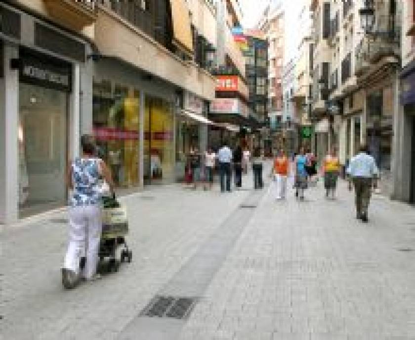 Ocho domingos y festivos autorizados para abrir los comercios en 2008