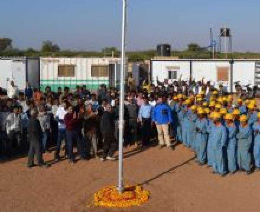 Fotografía de Una empresa de Albacete construye un parque solar fotovoltaico en la India, ofrecida por FEDA