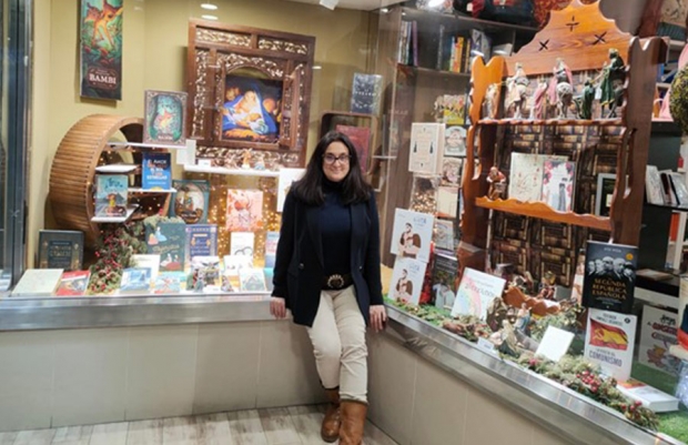 Fotografía de LIBRERÍA UNIVERSITARIA – El Maestro.  Una nueva forma de vender: La supervivencia y adaptación del comercio tradicional en tiempos difíciles., ofrecida por FEDA