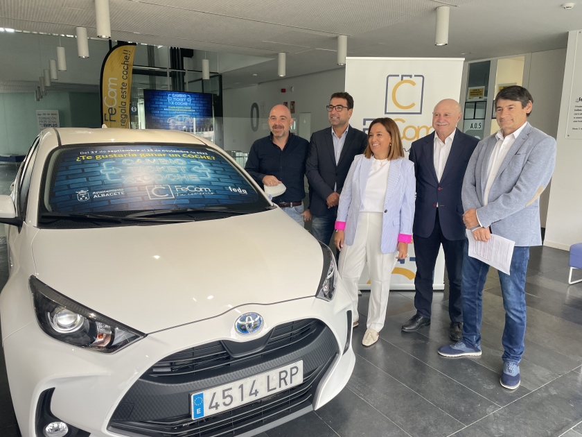 La Federación de Comercio cambia ticket por coche en la nueva campaña con el Ayuntamiento