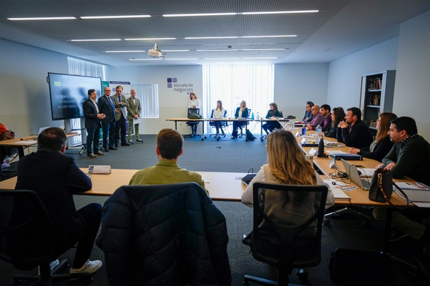 Fotografía de Bienvenida por parte de FEDA y Fundación Globalcaja a los participantes en la 14ª Edición del MBA Executive de la Escuela de Negocios de la Confederación, ofrecida por FEDA