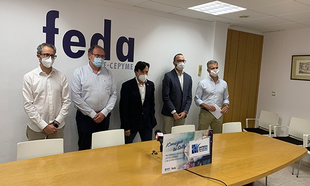 Fotografía de FEDA ha presentado hoy en Almansa el sello “Empresa Responsable y de Confianza”, ofrecida por FEDA