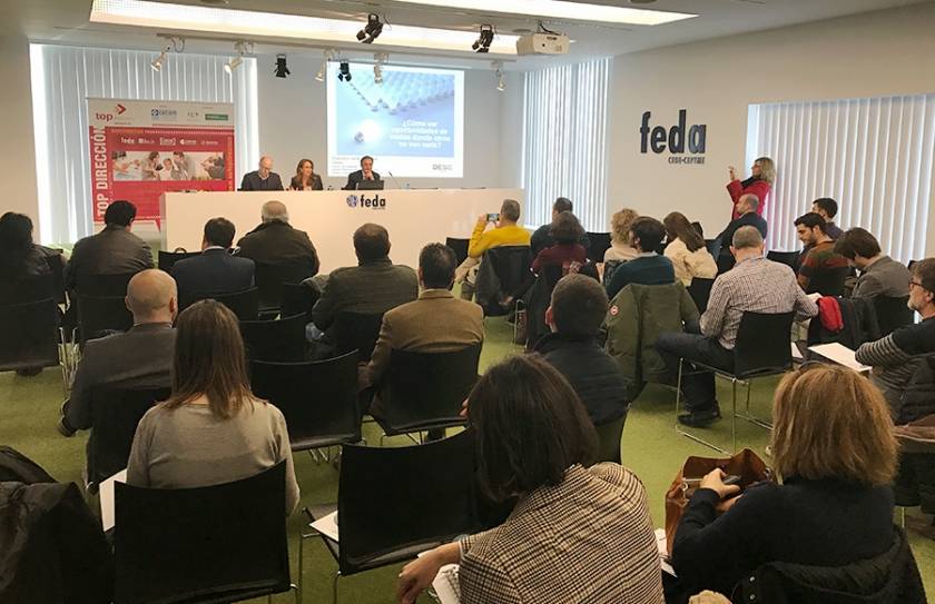 Un centenar de empresarios asisten al seminario “Top Dirección” de Fundación Caja Rural CLM y FEDA para mejorar su competitividad