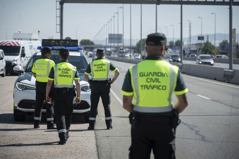 DISPOSITIVO ESPECIAL DE LA DGT CON MOTIVO DE LAS FESTIVIDADES DE LA CONSTITUCIÓN Y LA INMACULADA.