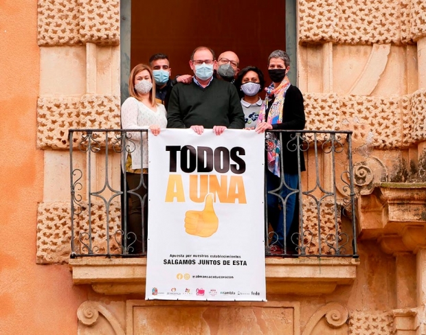 Fotografía de “Todos a una” para comprar y consumir en establecimientos comerciales y hosteleros de Almansa, ofrecida por FEDA