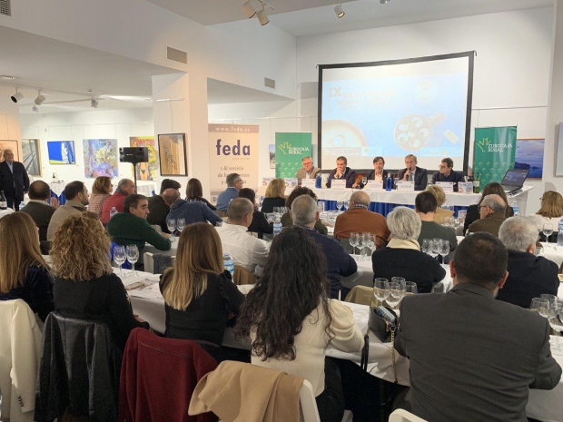 Fotografía de FEDA marida con éxito unos excelentes vinos y arroz con caracoles, ofrecida por FEDA