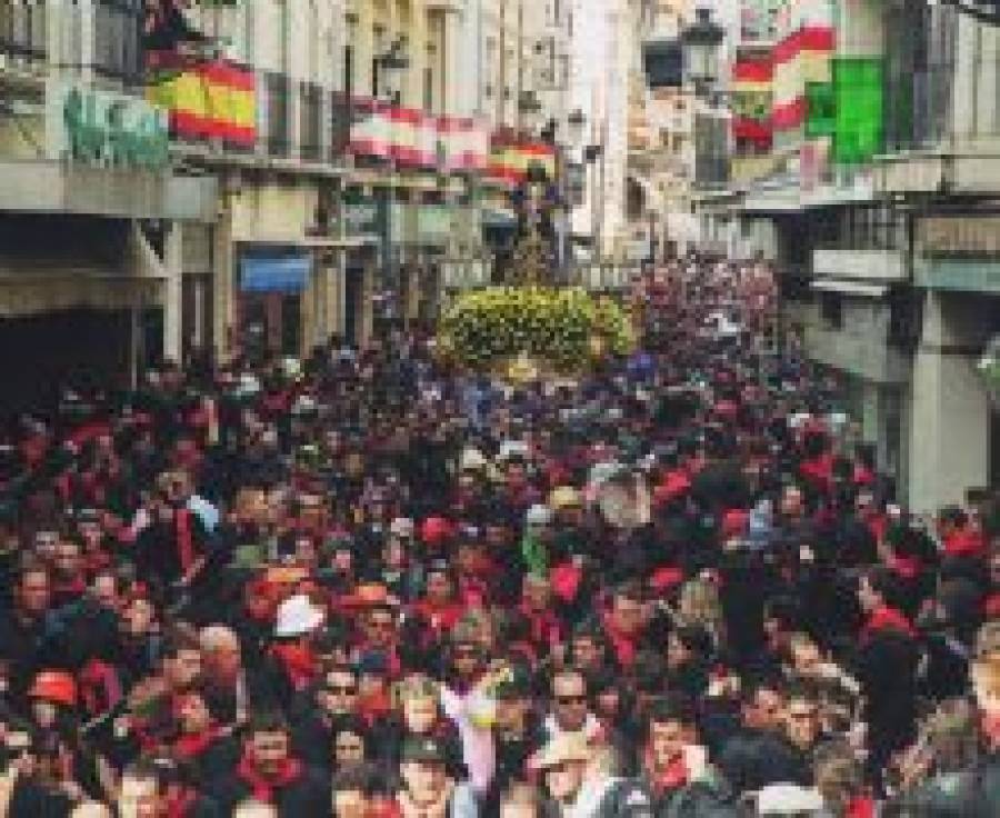 Fotografía de Comercio propone a Hellín la declaración de zona de gran afluencia turística, ofrecida por FEDA