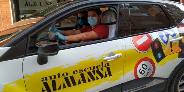 Fotografía de La Asociación de Empresarios de Escuelas Particulares de Conductores de Albacete, AECAB, preparada para reanudar la actividad al haber alcanzado el territorio de la provincia la fase II del plan de desescalada, ofrecida por FEDA