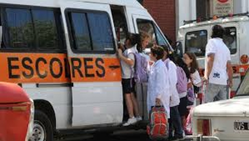 SUSPENSIÓN CONTRATOS TRANSPORTES ESCOLARES